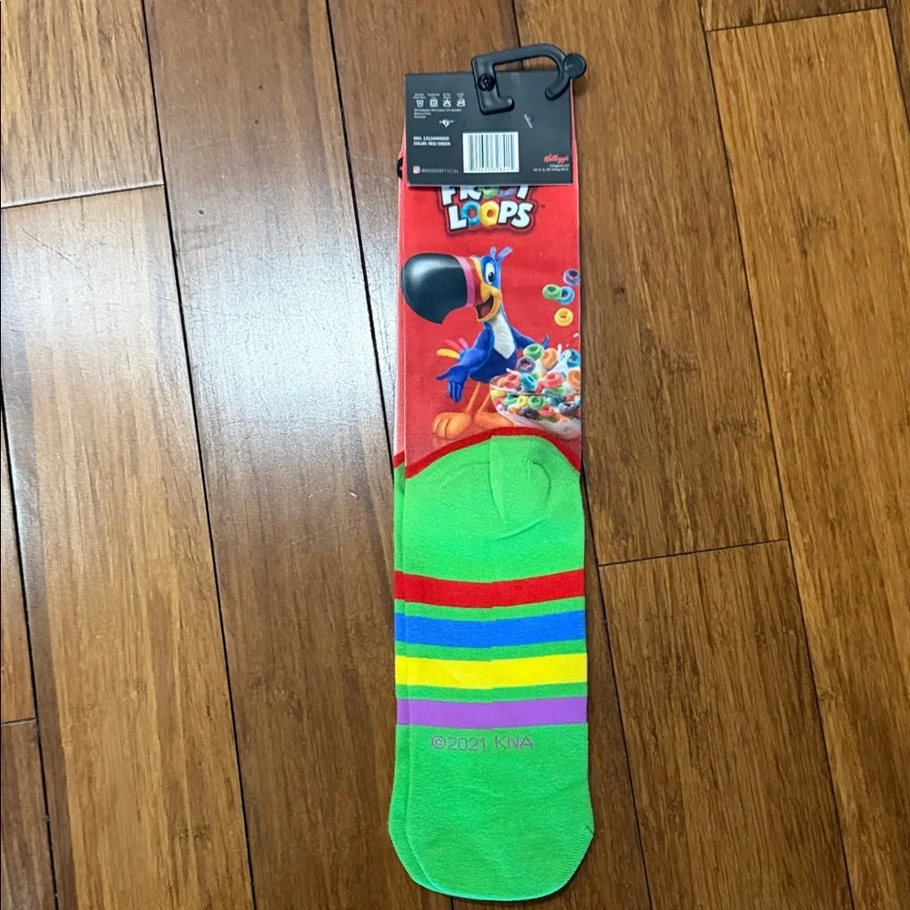 NWT Kellogg's Froot Loops Colorful Casual Socks
